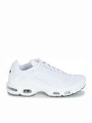 NIKE AIR MAX PLUS Total White